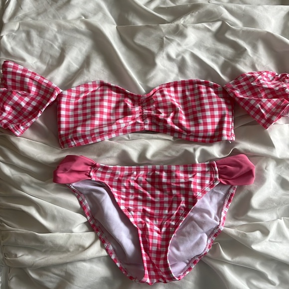 Lauren James gingham bikini 💗 - Picture 3 of 11